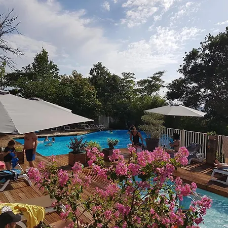 Les Ventoulines Chalet *